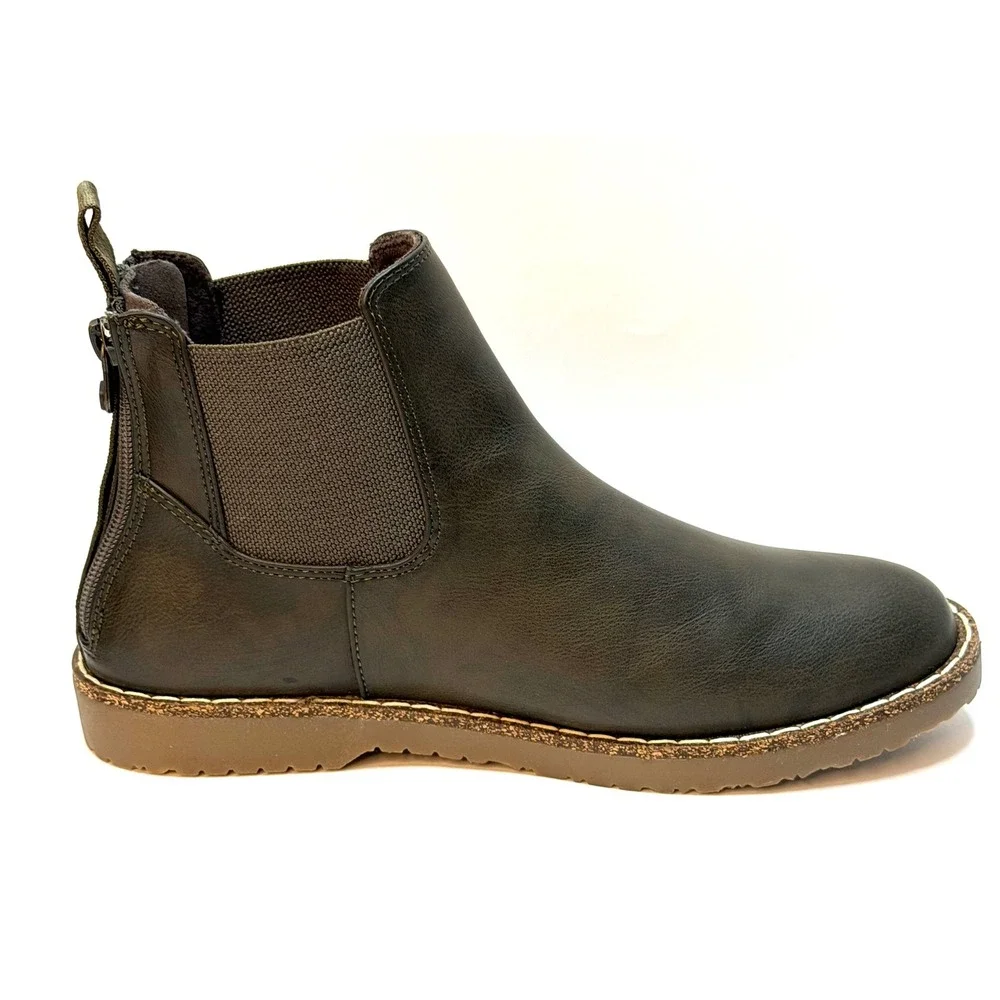 Blowfish Malibu Women's Chillin Chelsea Short Boots Olive Size 9M NWT/BOX